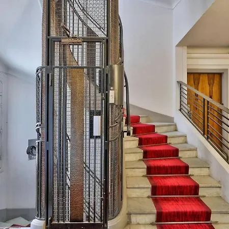 Apartament Renovated Modern 1 Bedroom Porte Maillot